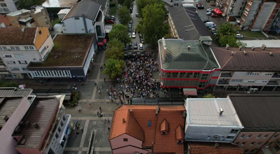 Prijedor, opozicija, protesti 4.jpg